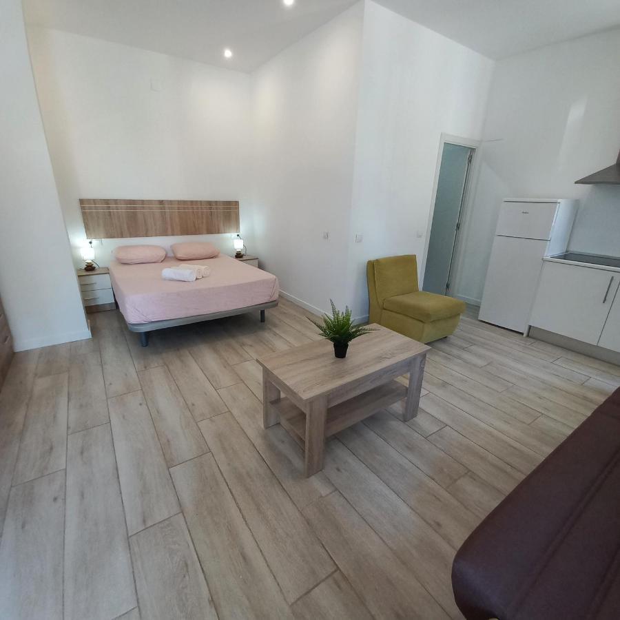 Апартаменти Malaga Velarde Center 3 Екстер'єр фото